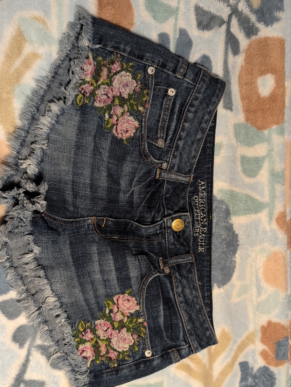 Embroidered Floral Denim Cutoff Shorts - Blue